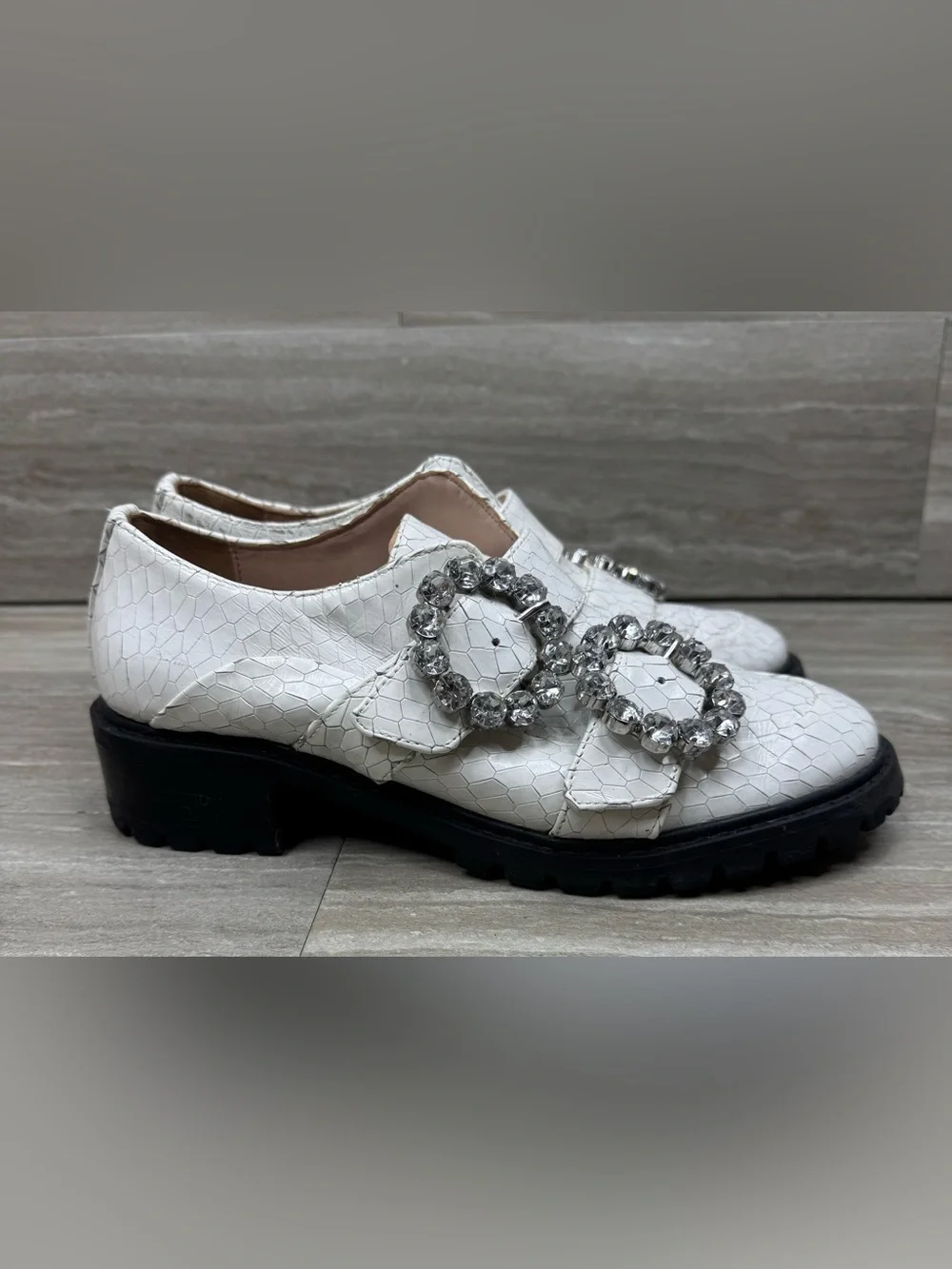 SCHUTZ Doris Croc Embossed Leather Lug Sole Loafers Womens Size 7B